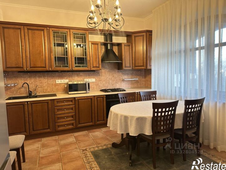 3-комн квартира Казань, улица Щапова, 23
