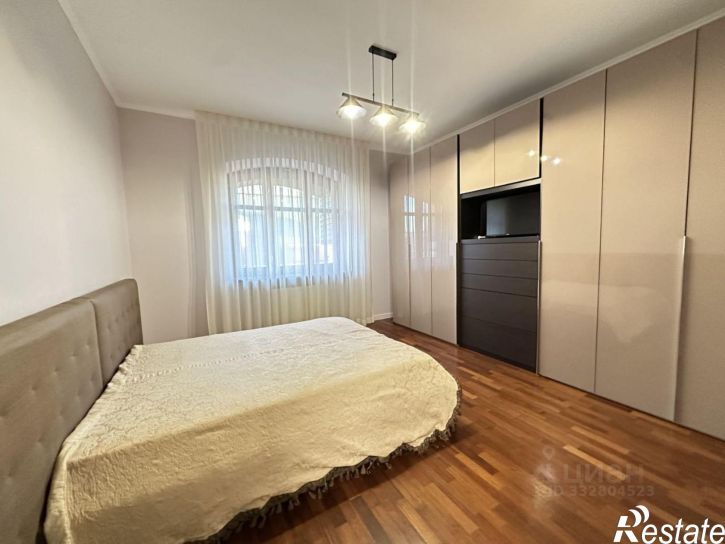 3-комн квартира Казань, улица Щапова, 23