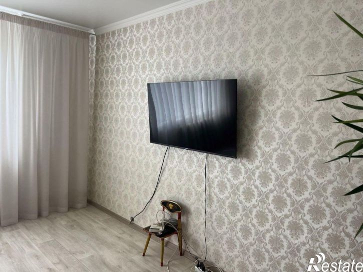 3-комн квартира Нижнекамск, улица Мурадьяна, 30