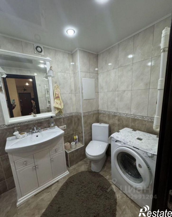 3-комн квартира пр-кт Строителей, 35,  д. 35