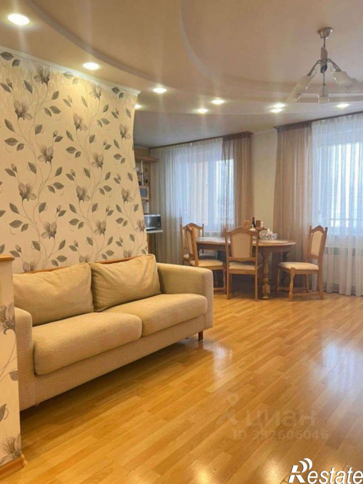 3-комн квартира Молодежный б-р,дом 1