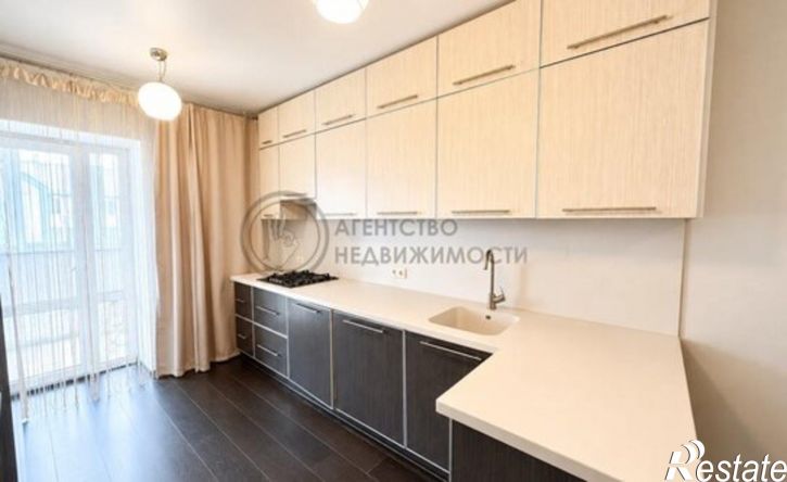 4-комн квартира Республика Татарстан (Татарстан), Казань, Чистопольская улица, 85