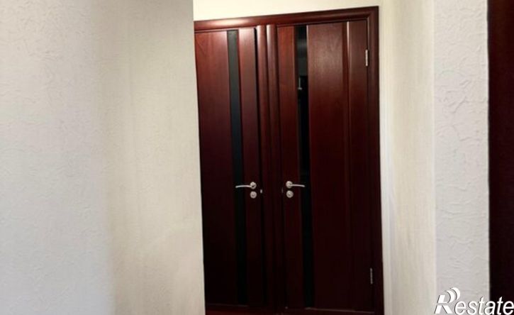 2-комн квартира Республика Татарстан (Татарстан), Нижнекамск, улица Кайманова, 11