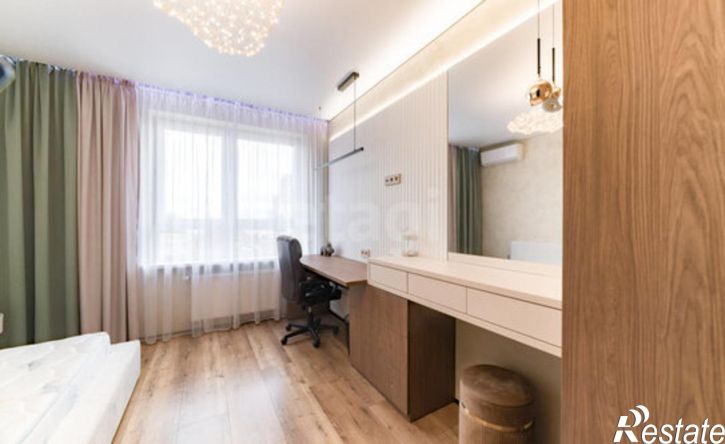 2-комн квартира Республика Татарстан (Татарстан), Казань, улица Назиба Жиганова, 2А