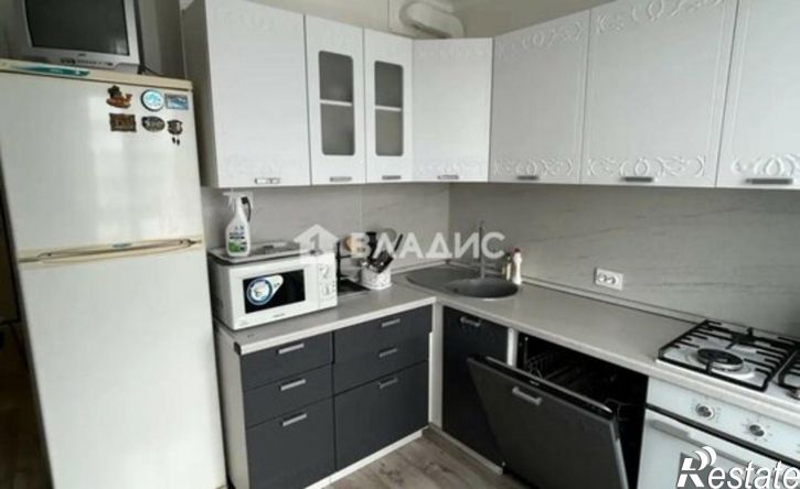 2-комн квартира Республика Татарстан (Татарстан), Нижнекамск, проспект Мира, 105