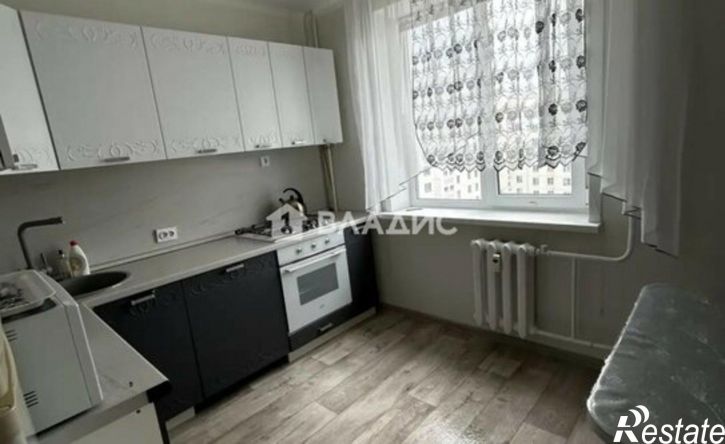 2-комн квартира Республика Татарстан (Татарстан), Нижнекамск, проспект Мира, 105