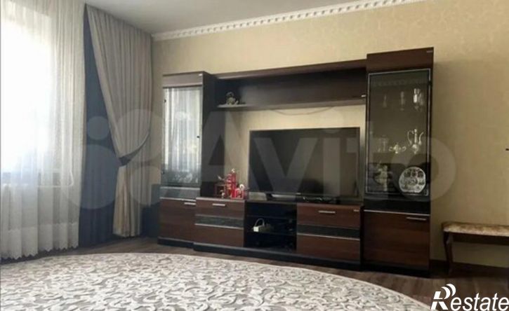 3-комн квартира Республика Татарстан (Татарстан), Нижнекамск, улица Рифката Гайнуллина, 14