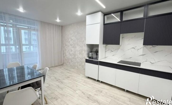 3-комн квартира Республика Татарстан (Татарстан), Казань, улица Михаила Миля, 7