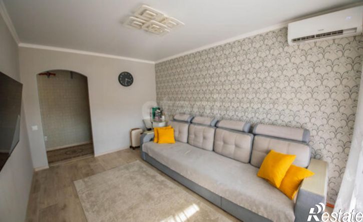 2-комн квартира Республика Татарстан (Татарстан), Альметьевск, улица Ленина, 49