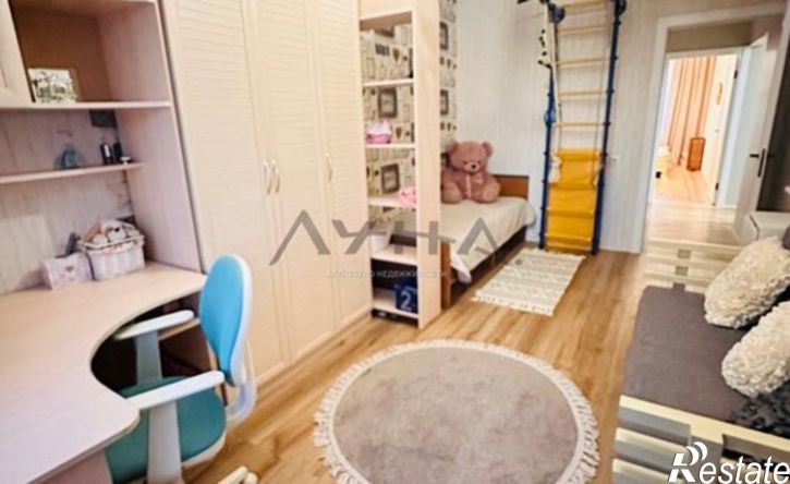 3-комн квартира Республика Татарстан (Татарстан), Набережные Челны, улица Раскольникова, 17