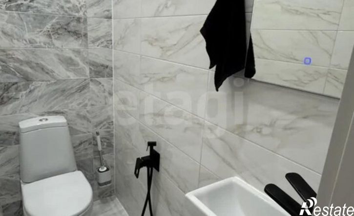 2-комн квартира Республика Татарстан (Татарстан), Набережные Челны, улица Шамиля Усманова, 3Б