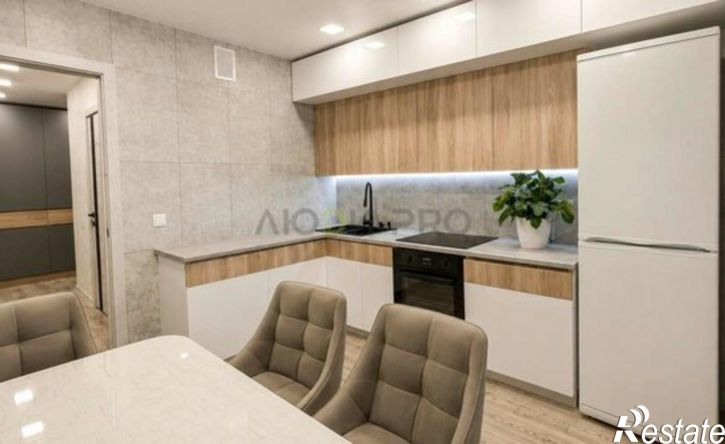 2-комн квартира Республика Татарстан (Татарстан), Набережные Челны, улица Вазила Мавликова, 1