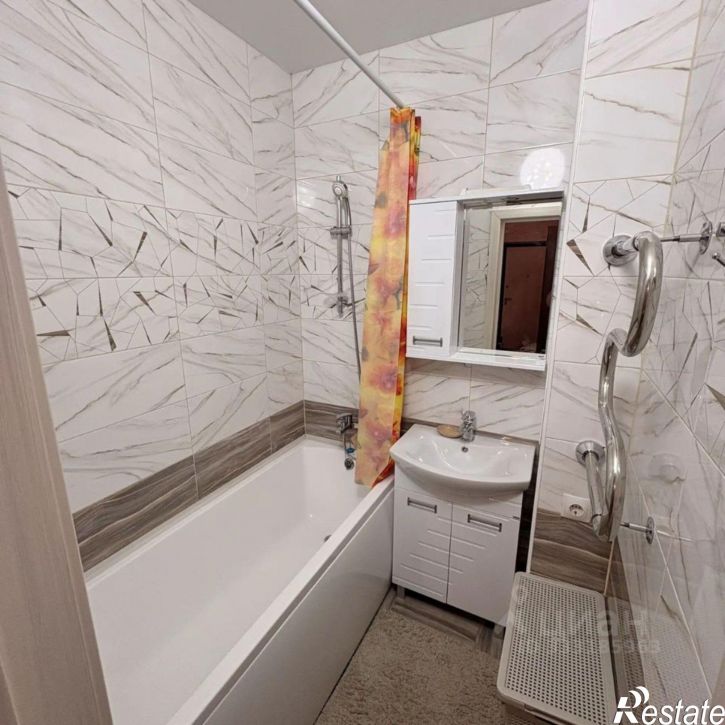2-комн квартира Казань, улица Зур Урам