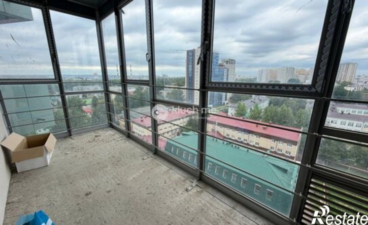 3-комн квартира Республика Татарстан (Татарстан), Казань, улица Оренбургский Тракт, 8Д