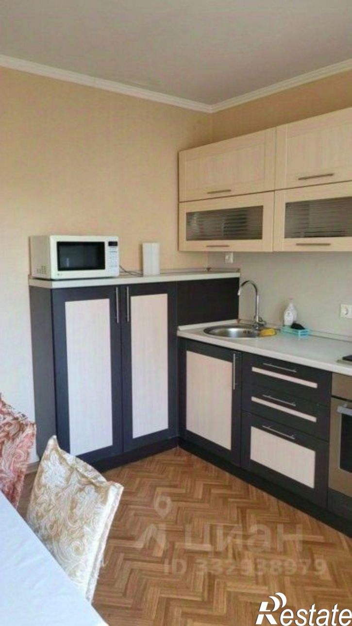 2-комн квартира Комиссара Габишева, 29