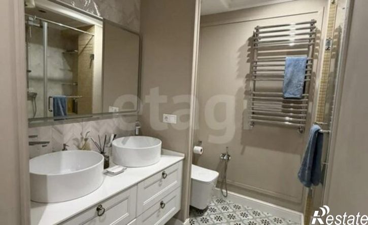 3-комн квартира Республика Татарстан (Татарстан), Набережные Челны, улица Е.Н. Батенчука, 35