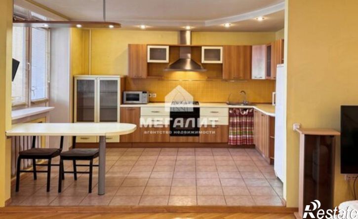 4-комн квартира Республика Татарстан (Татарстан), Казань, улица Космонавтов, 41