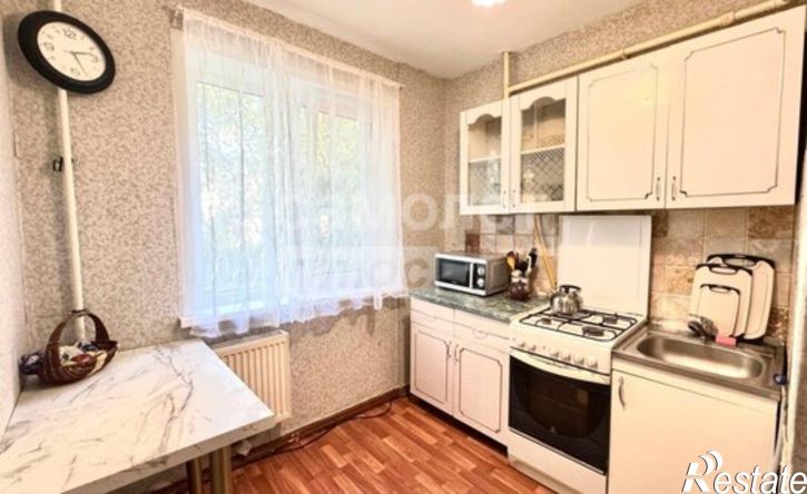 2-комн квартира Республика Татарстан (Татарстан), Казань, Ново-Савиновский район, Октябрьская улица, 10