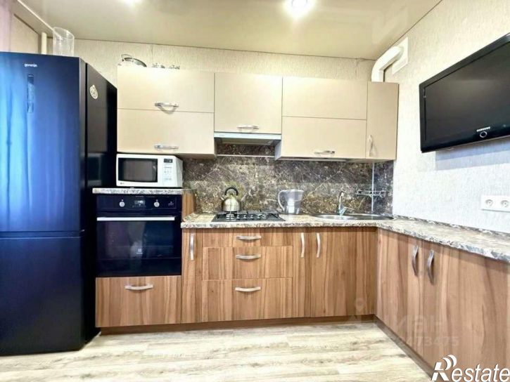 2-комн квартира улица Раскольникова,дом 33