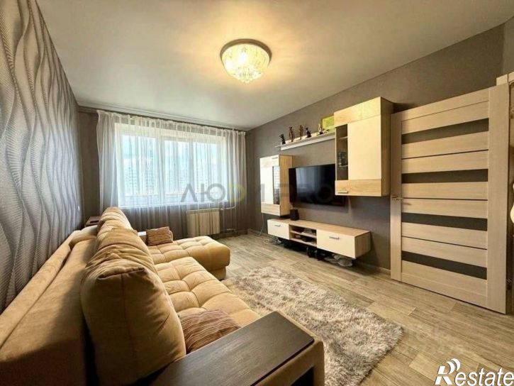 2-комн квартира улица Раскольникова,дом 33