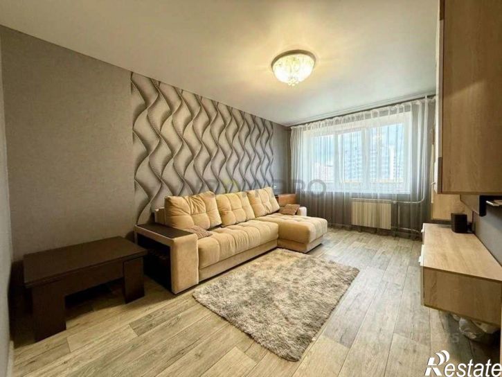 2-комн квартира улица Раскольникова,дом 33