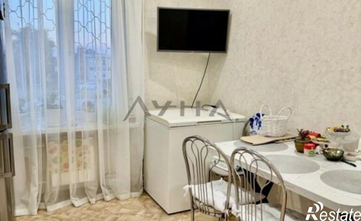 3-комн квартира Республика Татарстан (Татарстан), Набережные Челны, улица Академика Королёва, 14/70