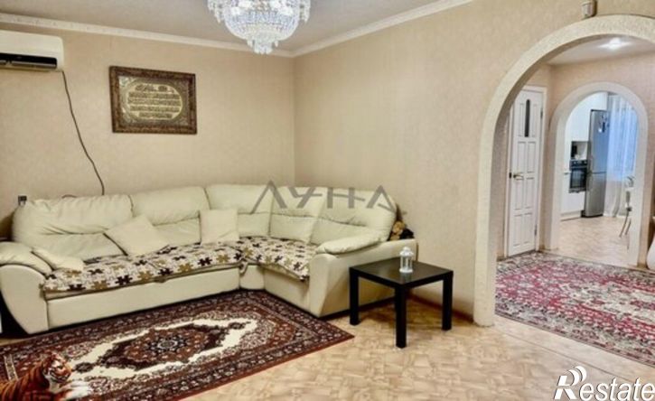 3-комн квартира Республика Татарстан (Татарстан), Набережные Челны, улица Академика Королёва, 14/70