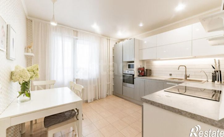 2-комн квартира Республика Татарстан (Татарстан), Казань, улица Тулпар, 4