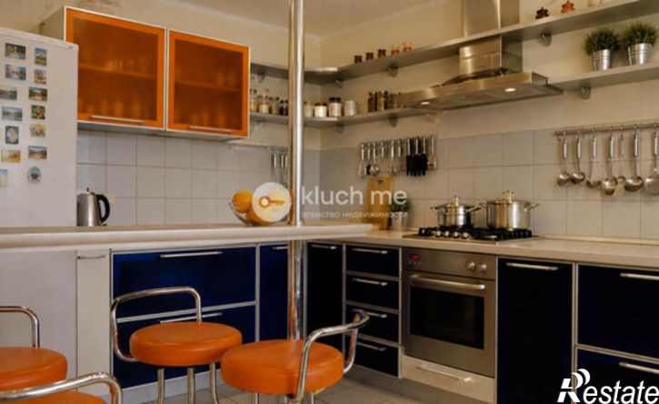 4-комн квартира Республика Татарстан (Татарстан), Казань, улица Адоратского, 66А