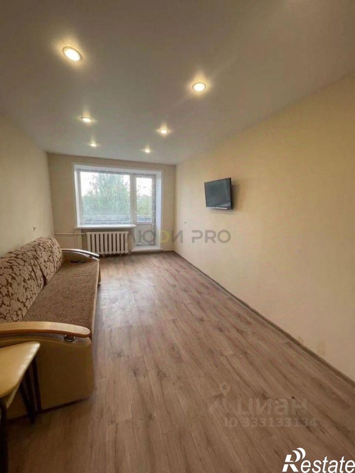 2-комн квартира улица Гвардейская,дом 9