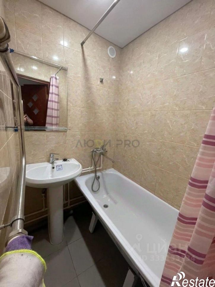 2-комн квартира улица Гвардейская,дом 9