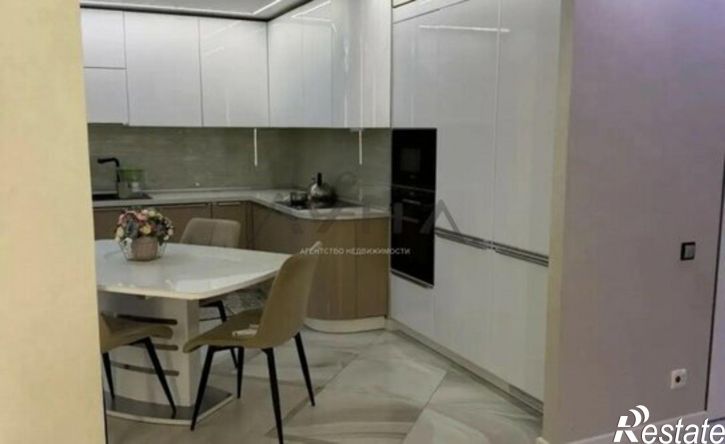 3-комн квартира Республика Татарстан (Татарстан), Набережные Челны, проспект Вахитова, 54Г