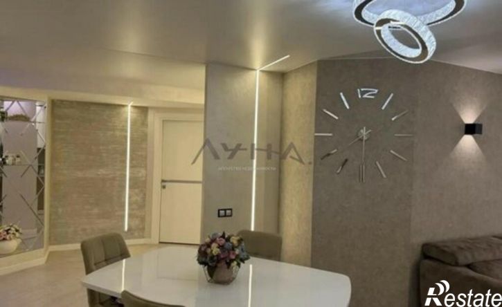 3-комн квартира Республика Татарстан (Татарстан), Набережные Челны, проспект Вахитова, 54Г