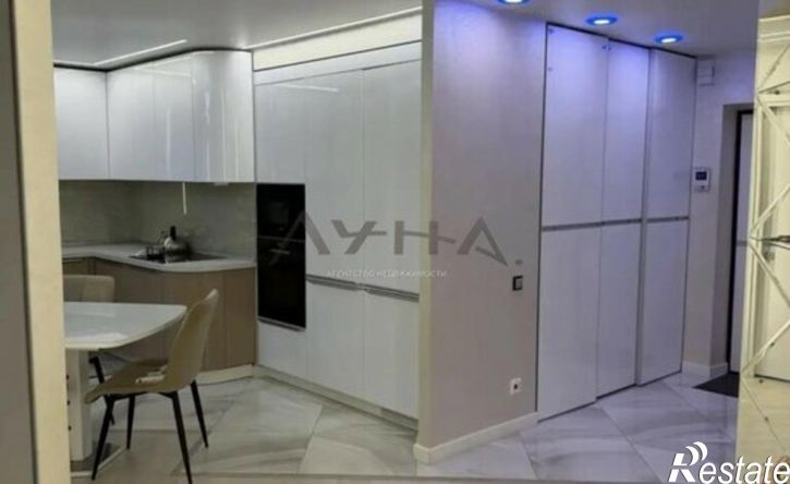 3-комн квартира Республика Татарстан (Татарстан), Набережные Челны, проспект Вахитова, 54Г