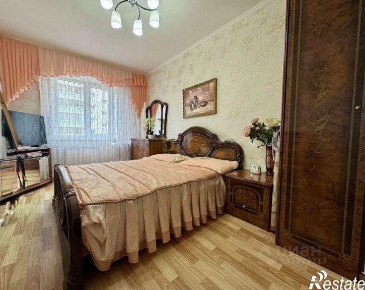 3-комн квартира улица Раскольникова,дом 23