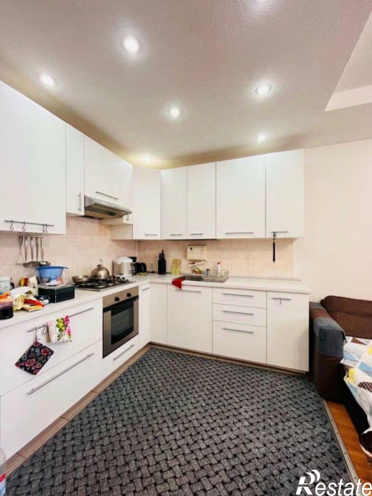 3-комн квартира ул. Халезова,  д. 29