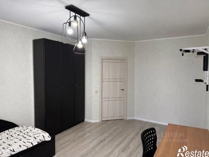 3-комн квартира Казань, Отрадная улица