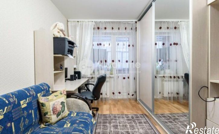 4-комн квартира Республика Татарстан (Татарстан), Казань, улица Академика Завойского, 2