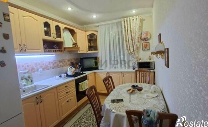 2-комн квартира Республика Татарстан (Татарстан), Набережные Челны, улица Шамиля Усманова, 2