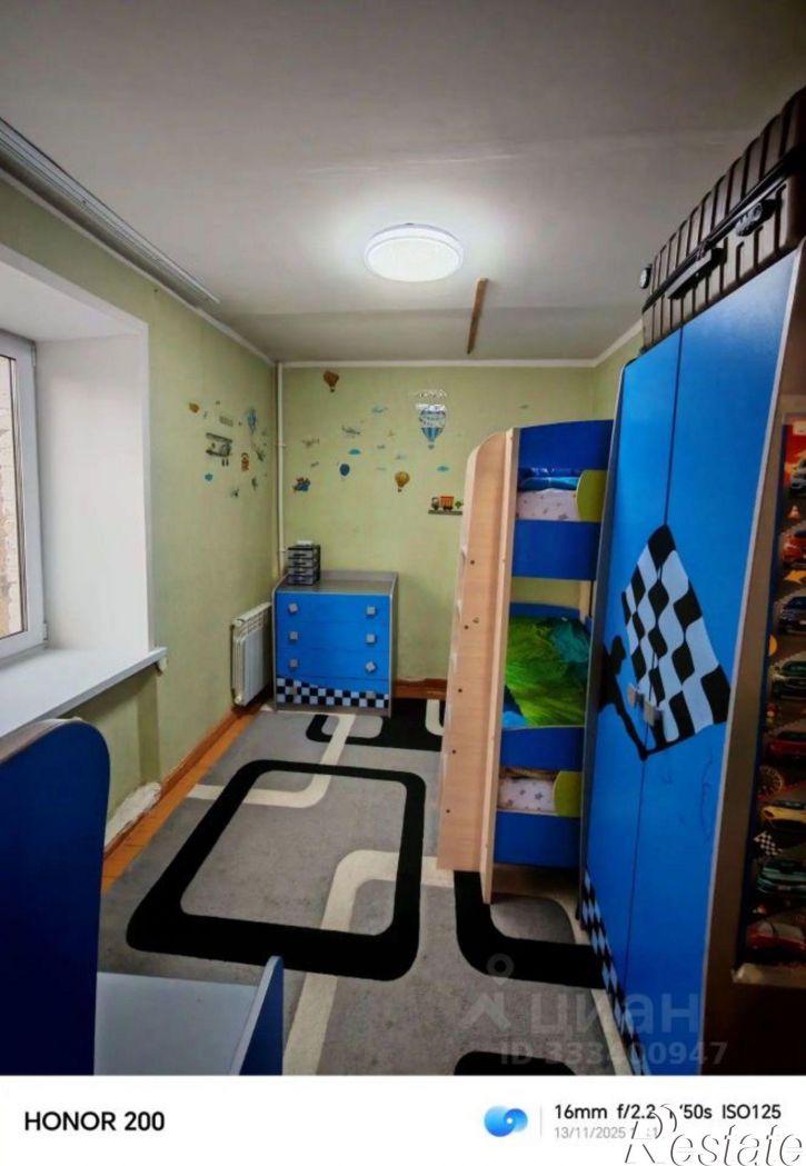 3-комн квартира пр-кт Нефтяников, 20а,  д. 20а