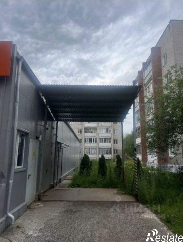 Торговое помещение ул Бакы Урманче, 9,  д. 9
