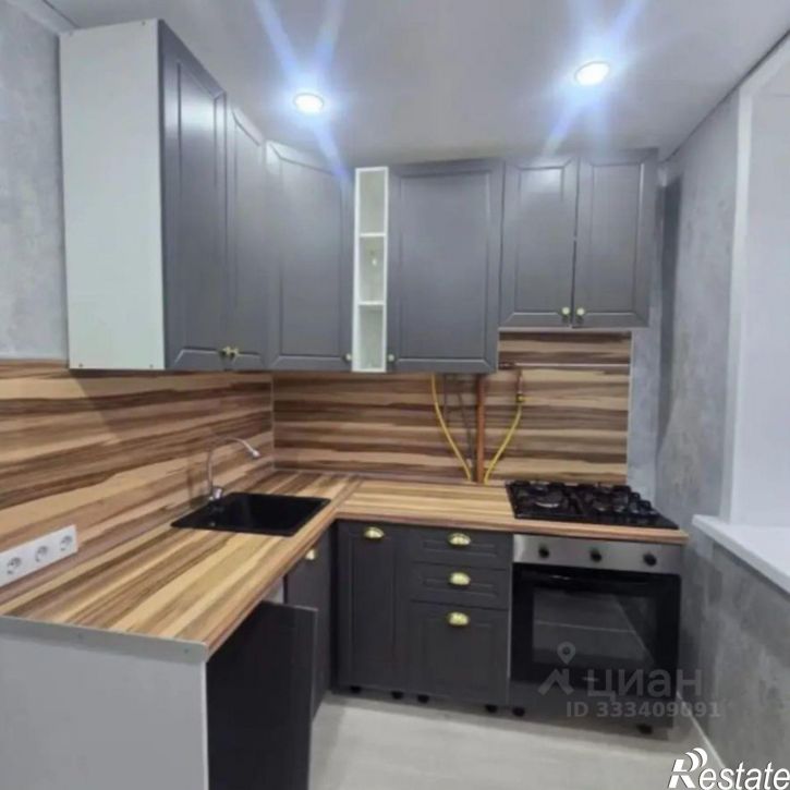 2-комн квартира ул Заикина, 9,  д. 9