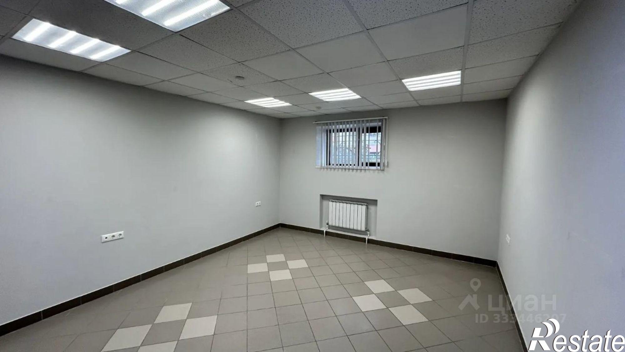 Сдать торговое помещение за 113 642 рублей на Казань