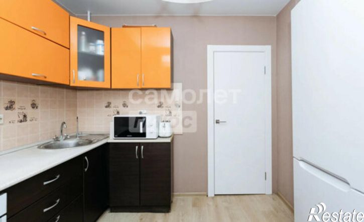 3-комн квартира Республика Татарстан (Татарстан), Казань, улица Заря, 4