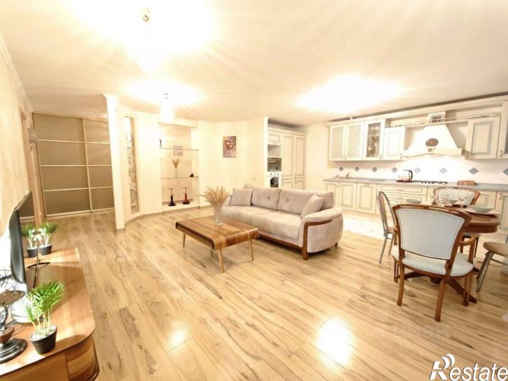 2-комн квартира Казань, улица Родины, 37