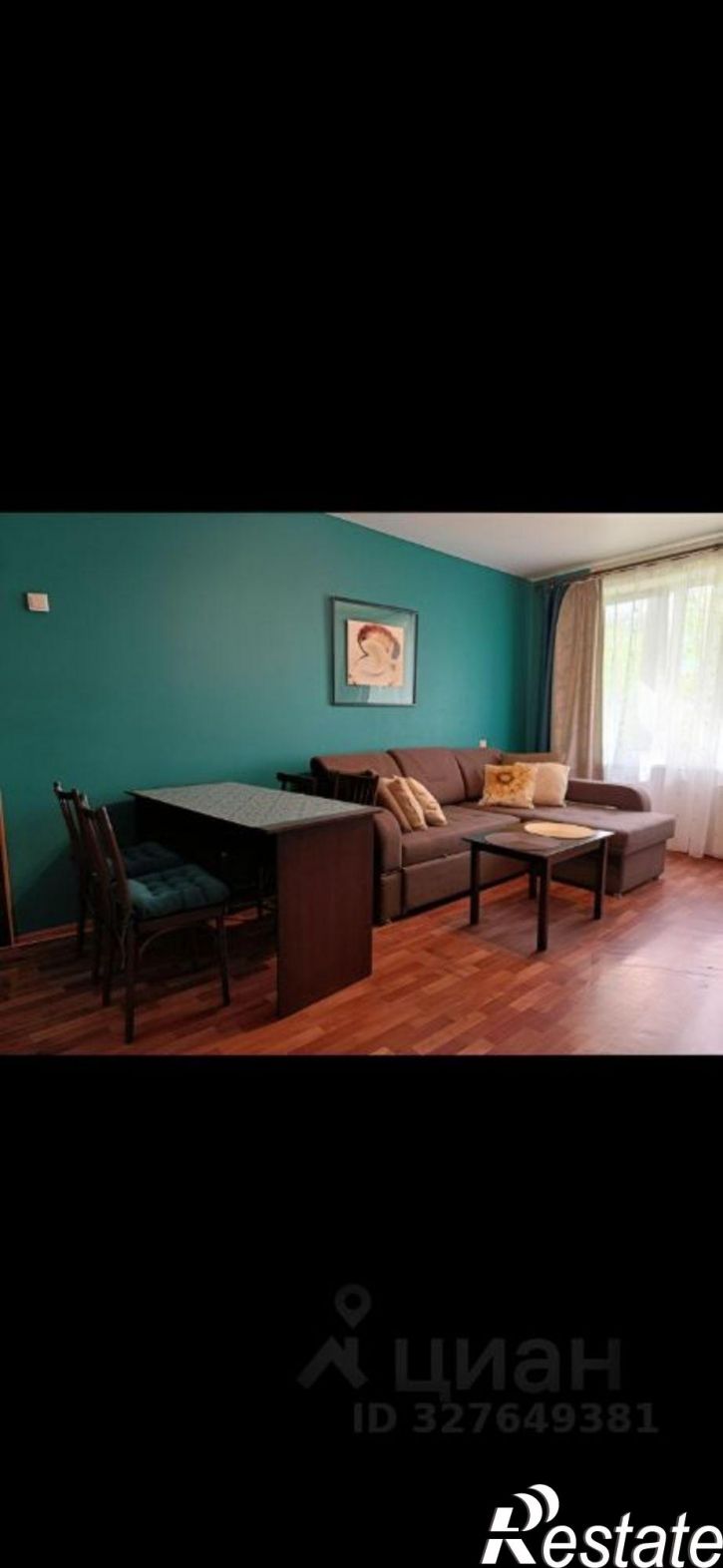 3-комн квартира улица Декабристов, 110,  д. 110