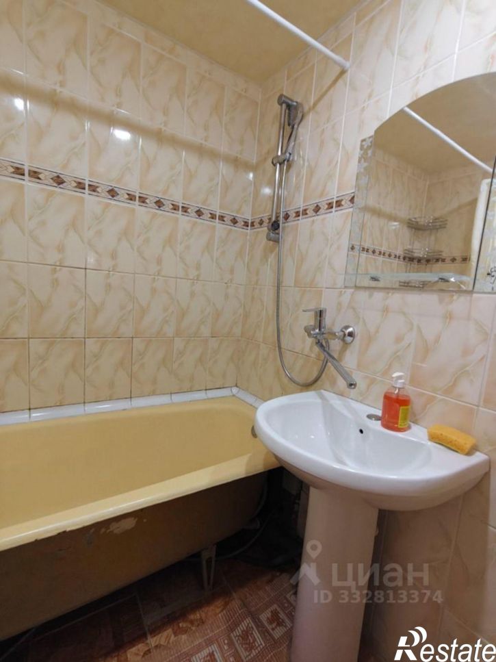 2-комн квартира улица Сафиуллина, 17,  д. 17