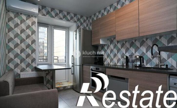 1-комн квартира улица Рауиса Гареева, 100,  д. 100