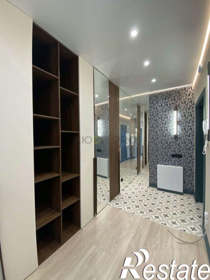 2-комн квартира проспект Сююмбике, 40 бл11,  д. 40 бл11