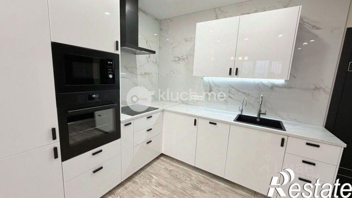 3-комн квартира Комсомольская улица, 1,  д. 1